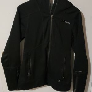 Womens Columbia  omni-shield zip up